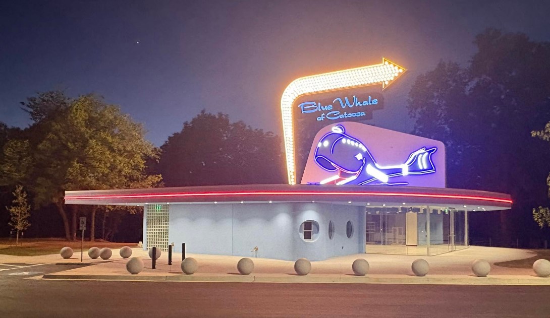 Blue Whale of Catoosa, Oklahoma Landmark